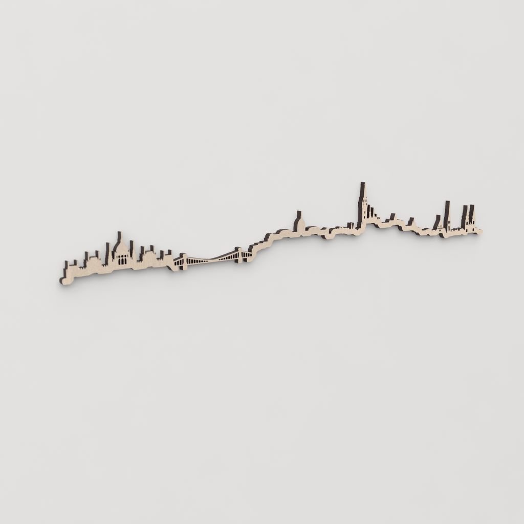 Regalo original: silueta skyline Budapest en madera natural.