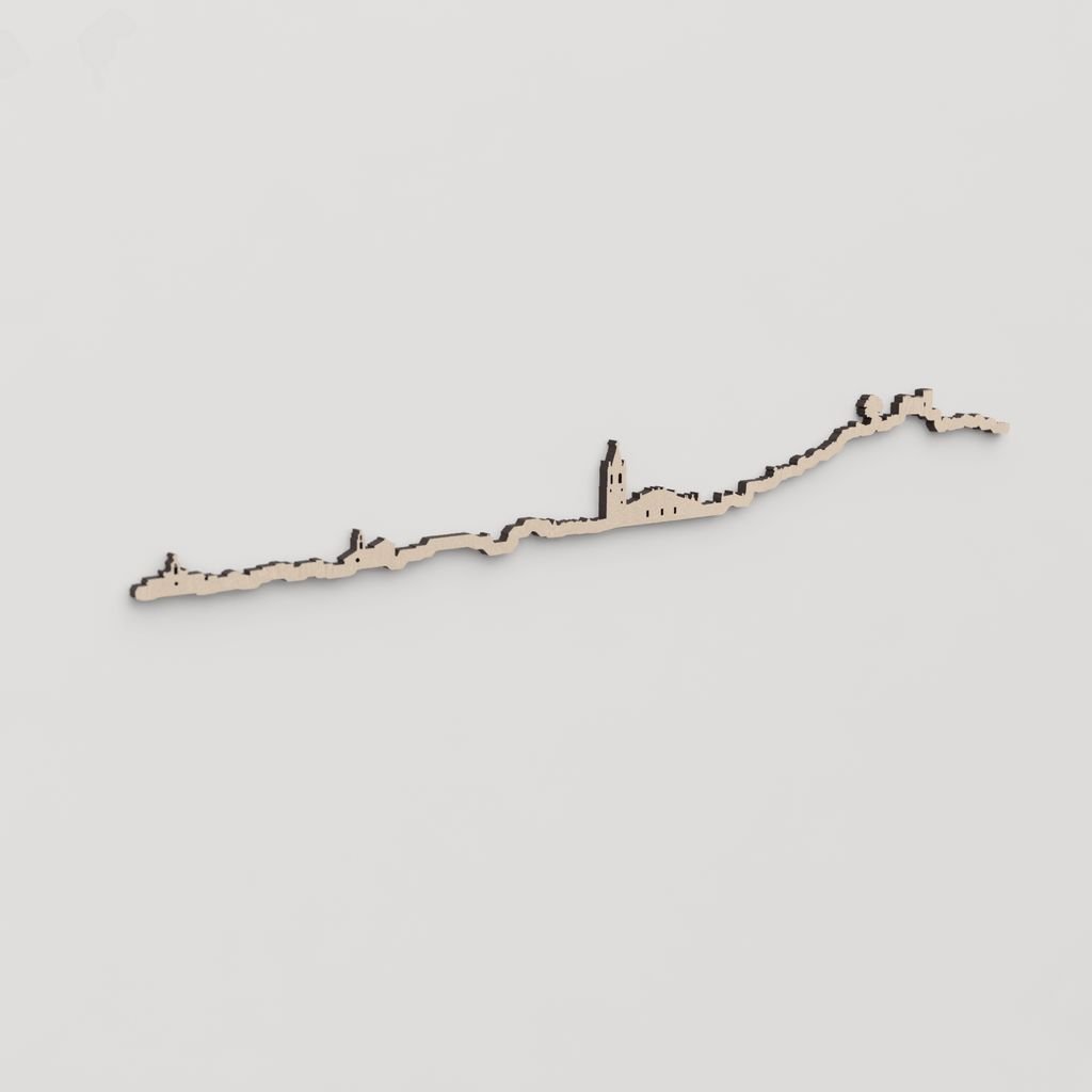 Regalo original: silueta skyline Cortegana en madera natural.