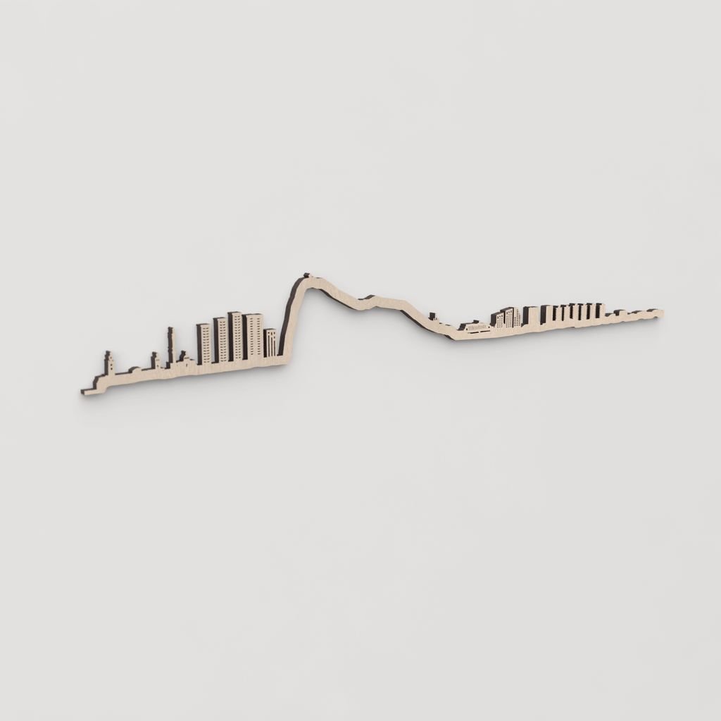 Idea de regalo original: la silueta del skyline de Gibraltar en madera natural.