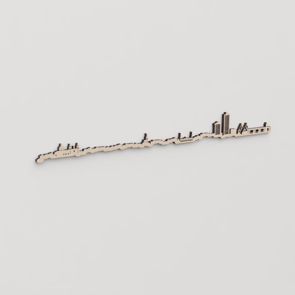 Regalo original: silueta skyline Huelva en madera natural.