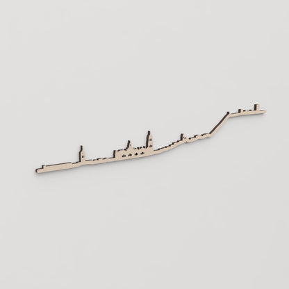 Regalo original: silueta skyline Jaén en madera natural.