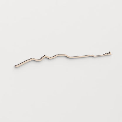 Regalo original: silueta skyline Massís del Montgrí en madera natural.