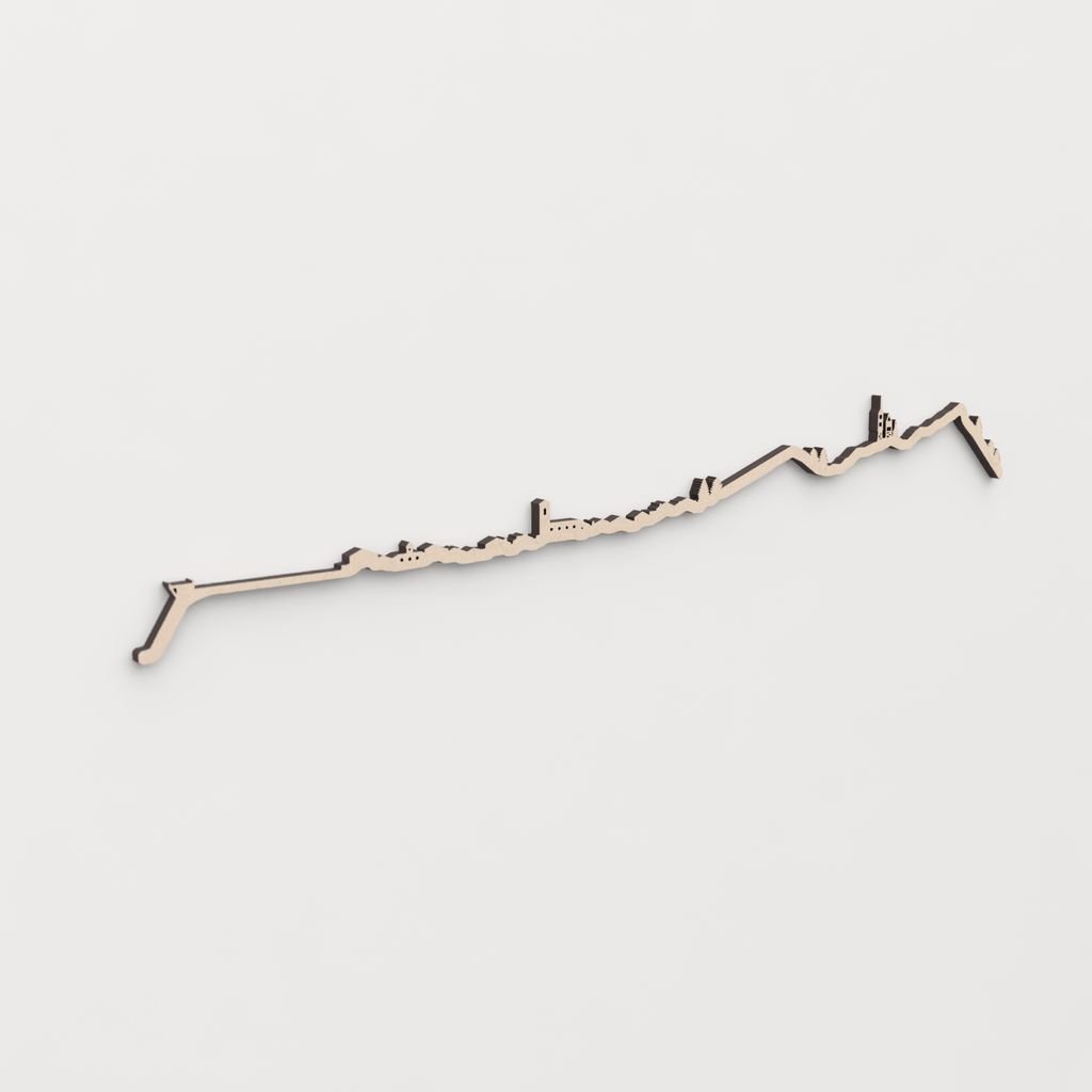 Regalo original: silueta skyline Navacerrada en madera natural.