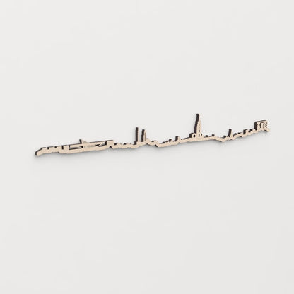 Regalo original: silueta skyline Oviedo en madera natural.