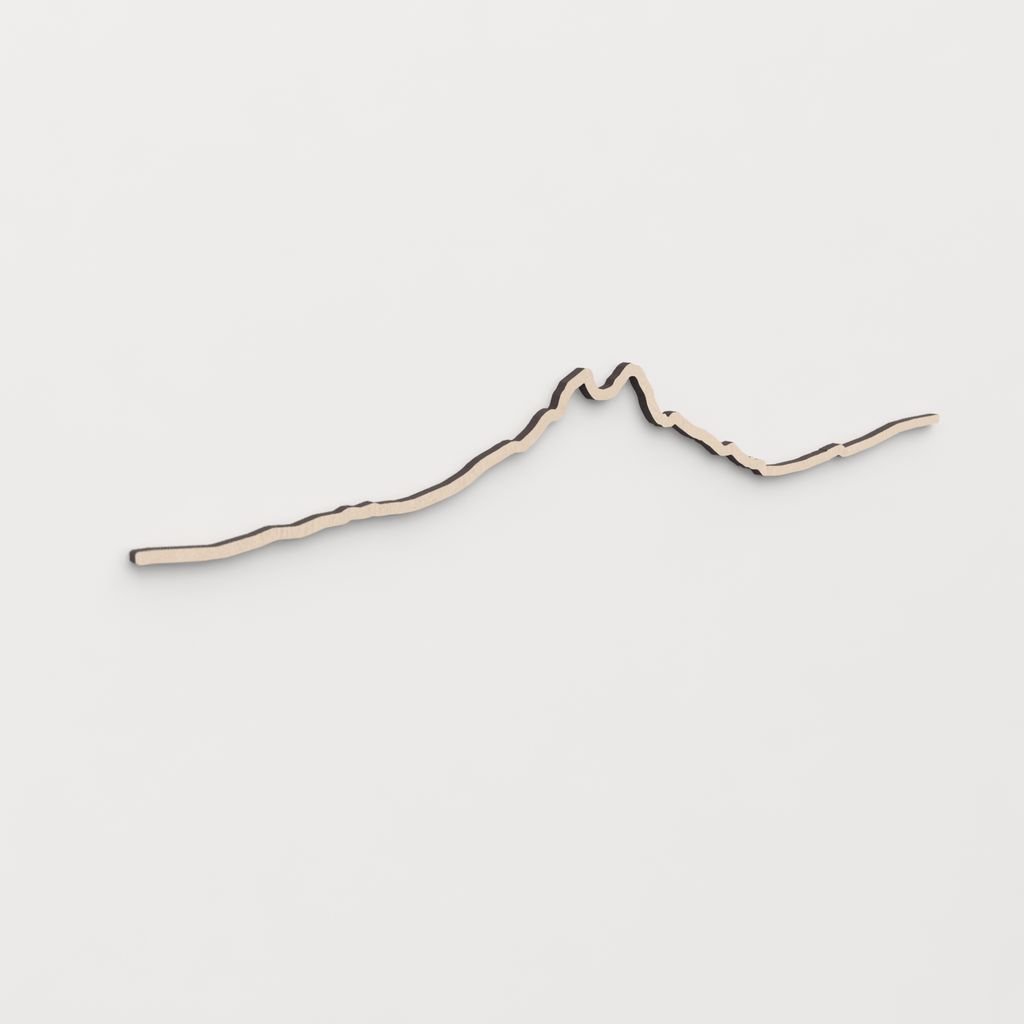 Regalo original: silueta skyline Pedraforca en madera natural.