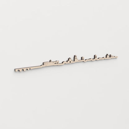 Regalo original: silueta skyline Sahagún en madera natural.