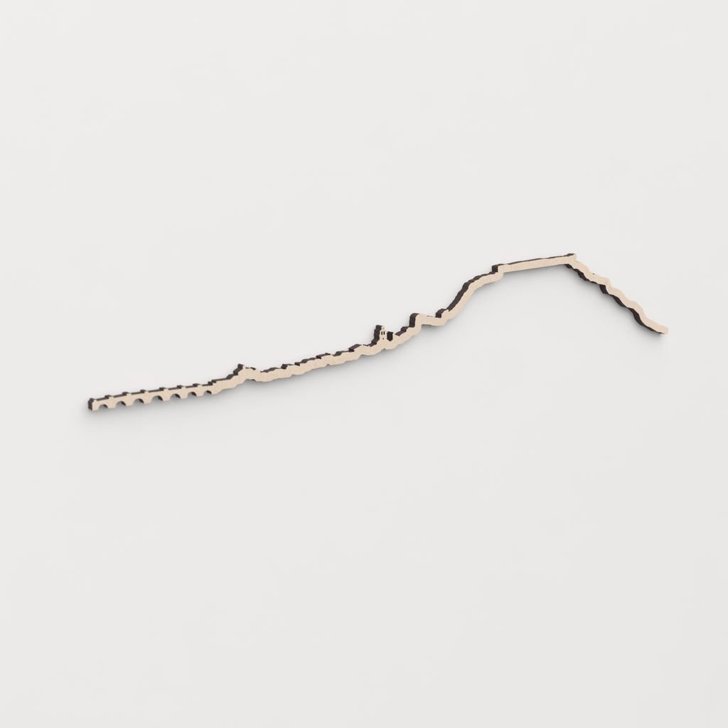 Regalo original: silueta skyline San Esteban de Gormaz en madera natural.