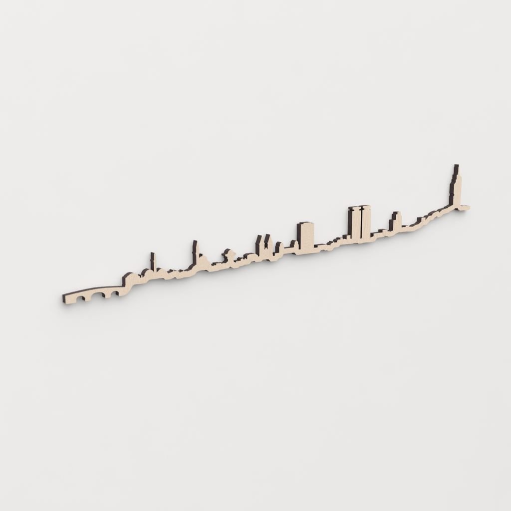 Regalo original: silueta skyline Sarajevo en madera natural.