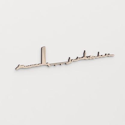 Idea de regalo original: la silueta del skyline de Sevilla en madera natural.