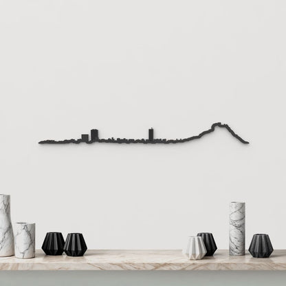 Silueta skyline de Alicante en madera color negro para decoración mural.