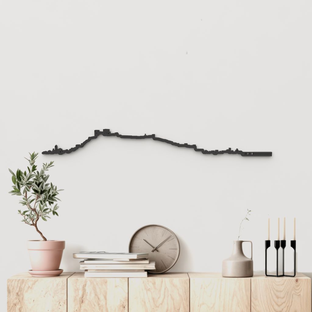 Silueta skyline de Almería en madera de color negro para decoración mural.