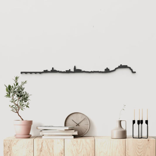 Silueta skyline de Arnedo en madera color negro para decoración mural.