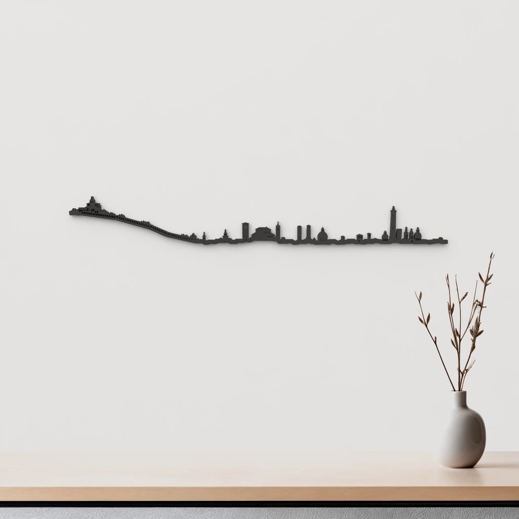 Silueta skyline de Bologna en madera color negro para decoración mural.