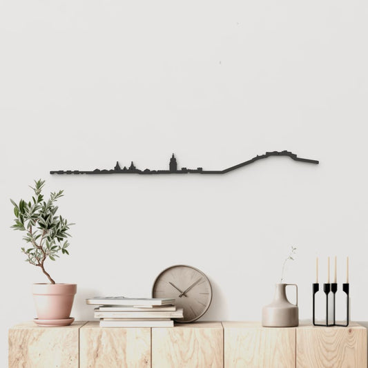 Silueta skyline de Burgo de Osma en madera color negro para decoración mural.