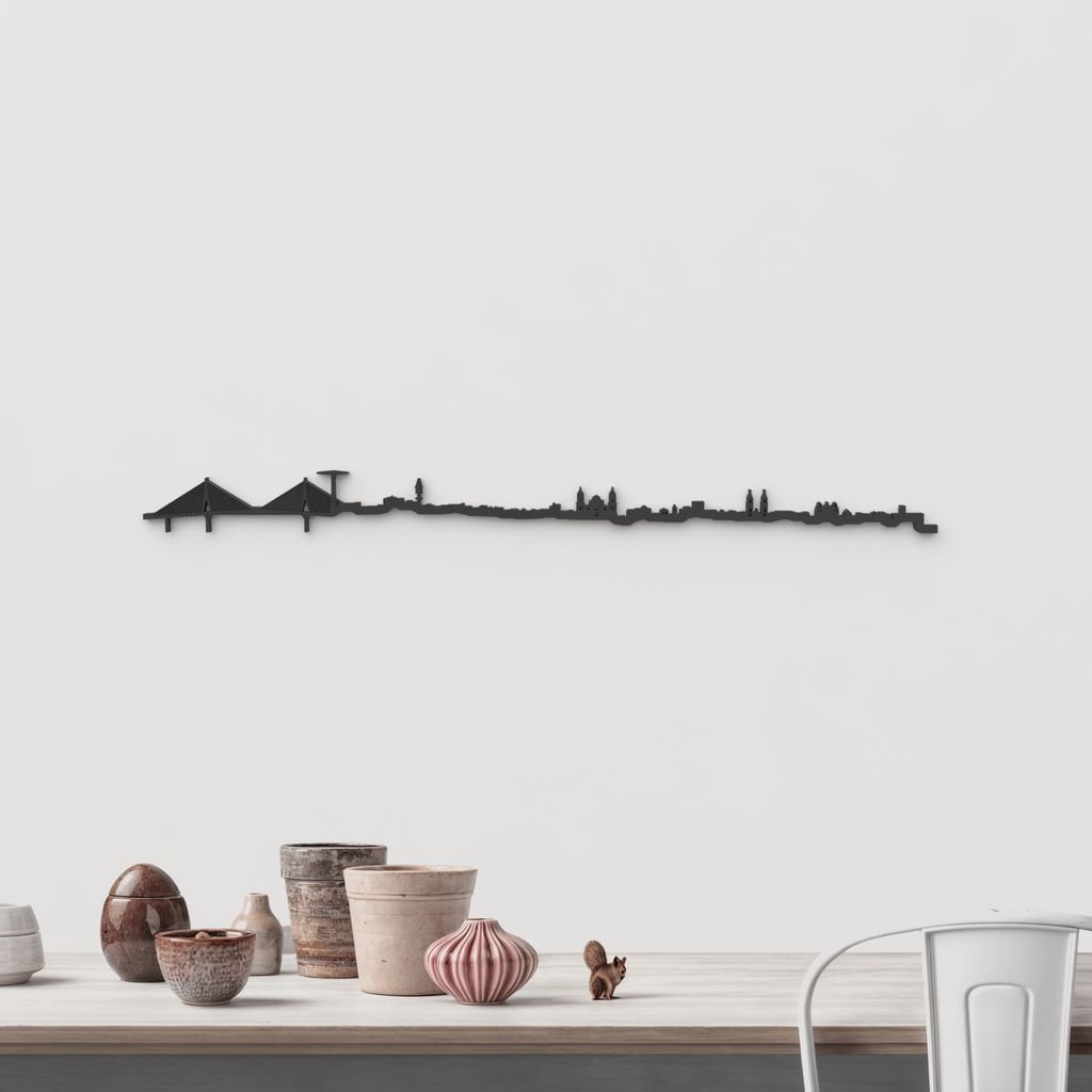 Silueta skyline de Cádiz en madera color negro para decoración mural.