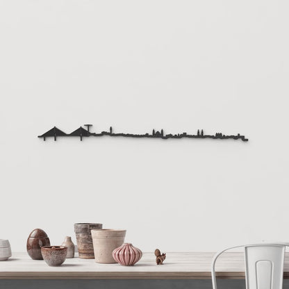 Silueta skyline de Cádiz en madera color negro para decoración mural.