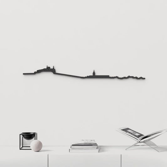 Silueta skyline de Cascante en madera color negro para decoración mural.