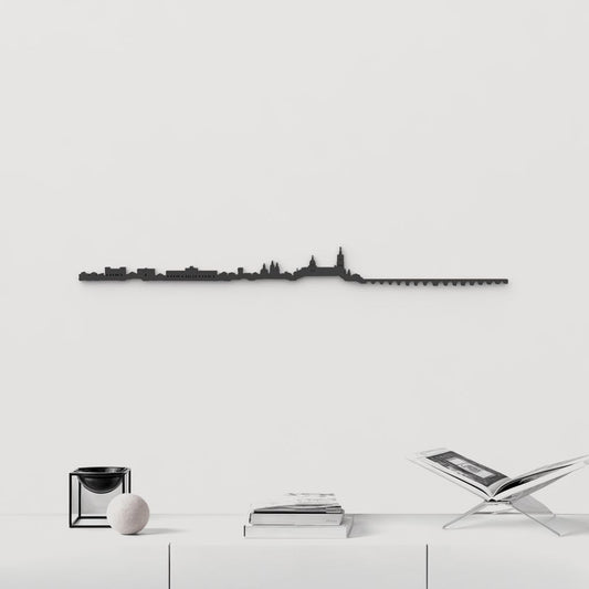 Silueta skyline de Salamanca en madera color negro para decoración mural.