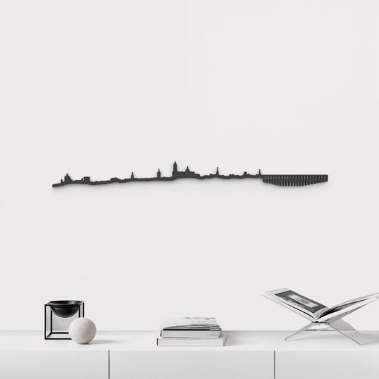 Silueta skyline de Segovia en madera de abedul color negro para decoración mural.