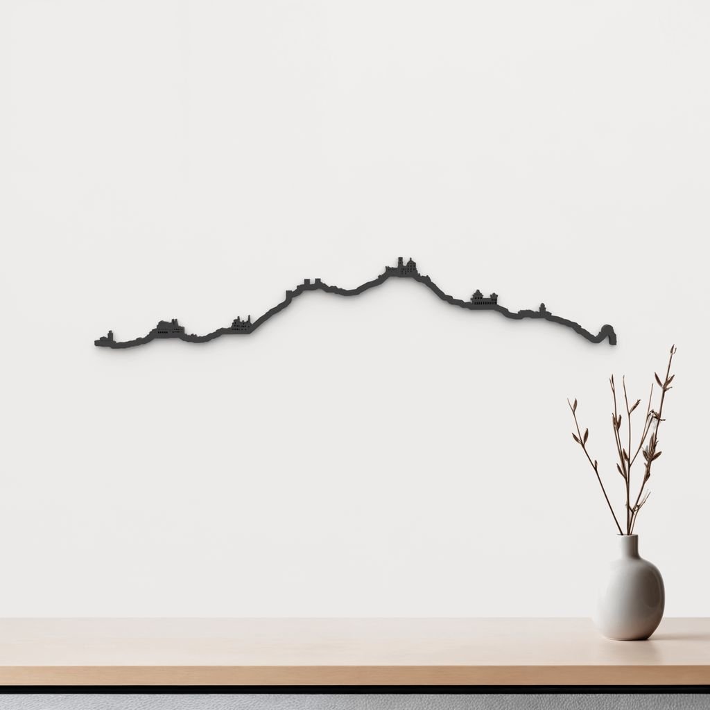 Silueta skyline de Sintra en madera de abedul color negro para decoración mural.