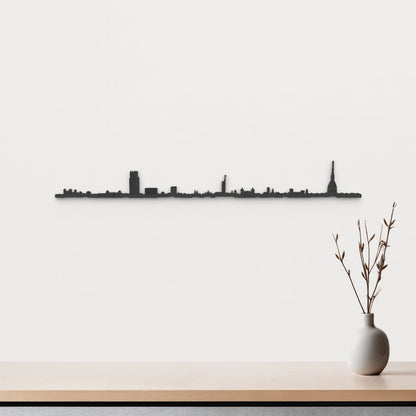 Silueta skyline de Torino en madera de abedul color negro para decoración mural.