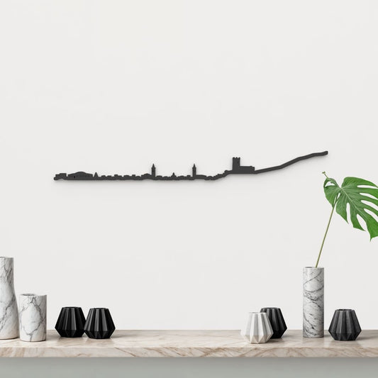 Silueta skyline de Villena en madera de abedul color negro para decoración mural.