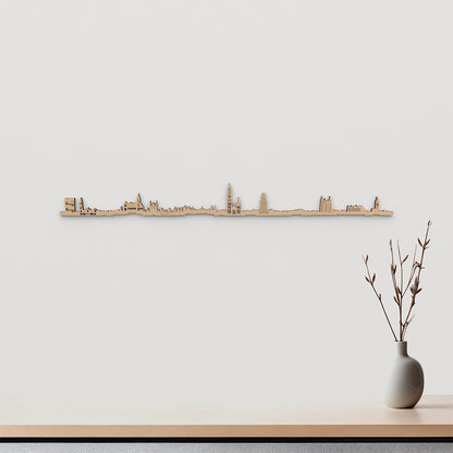 Skyline Antwerp de madera marrón para decoración de pared.