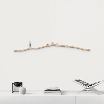 Skyline Barcelona Collserola de madera marrón para decoración de pared.