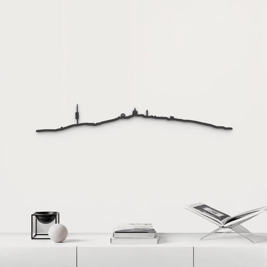 Skyline Barcelona Collserola de madera negra, silueta decorativa de pared.