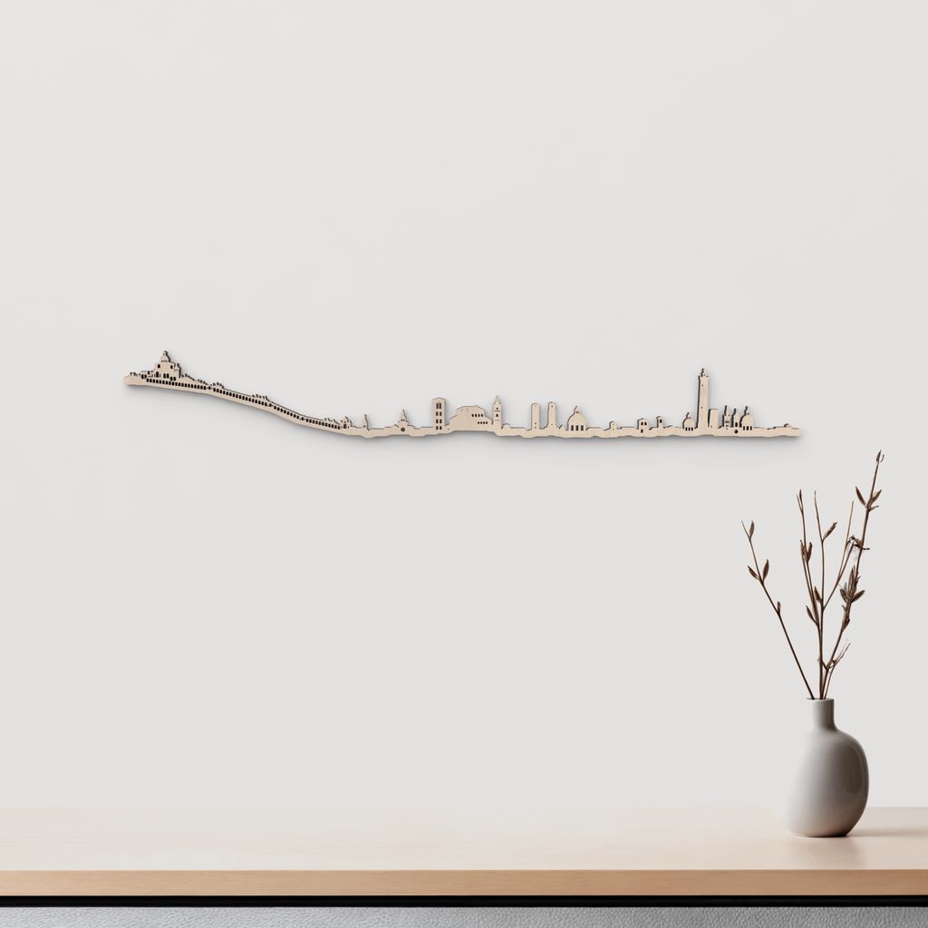 Silueta skyline de Bologna en madera natural para decoración mural.
