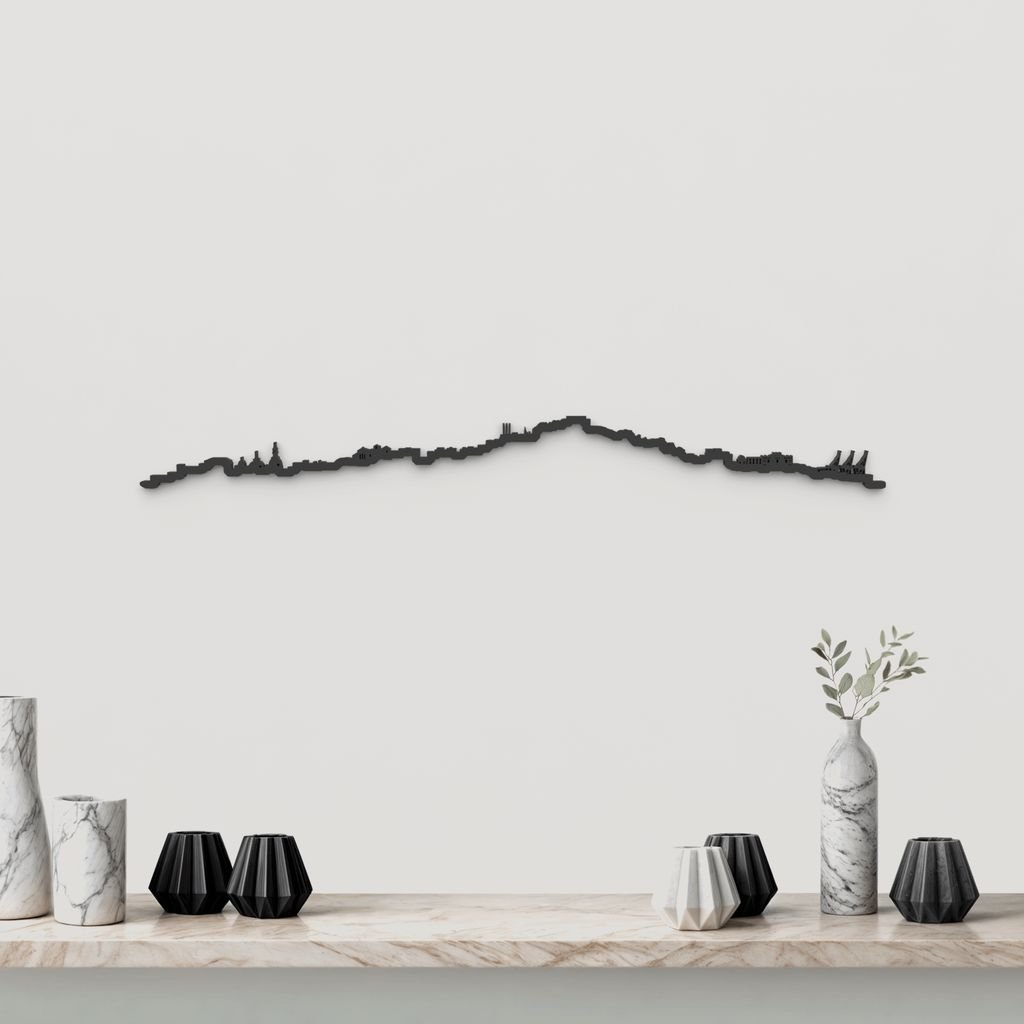 Skyline Cartagena de madera negra, silueta decorativa de pared.