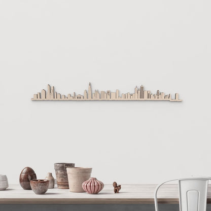 Silueta skyline de Chicago en madera natural para decoración mural.
