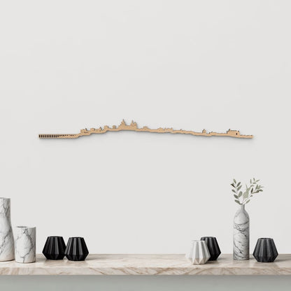 Skyline Évora de madera marrón para decoración de pared.