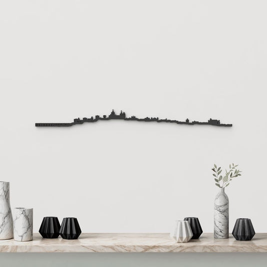 Skyline Évora de madera negra, silueta decorativa de pared.