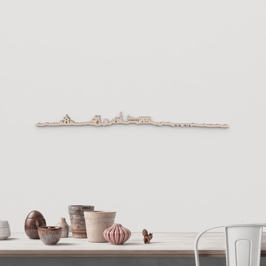 Skyline Guadalajara en madera natural para decoración mural.