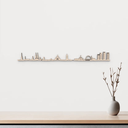 Skyline Helsinki en madera natural para decoración mural.