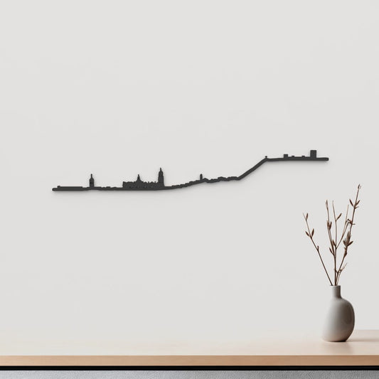 Skyline Jaén de madera negra, silueta decorativa de pared.