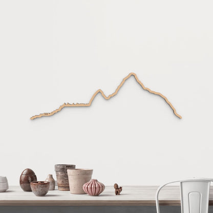 Skyline Machu Picchu de madera marrón para decoración de pared.