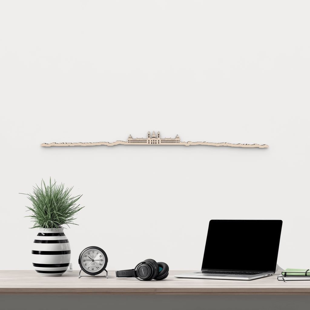 Skyline Mafra en madera natural para decoración mural.