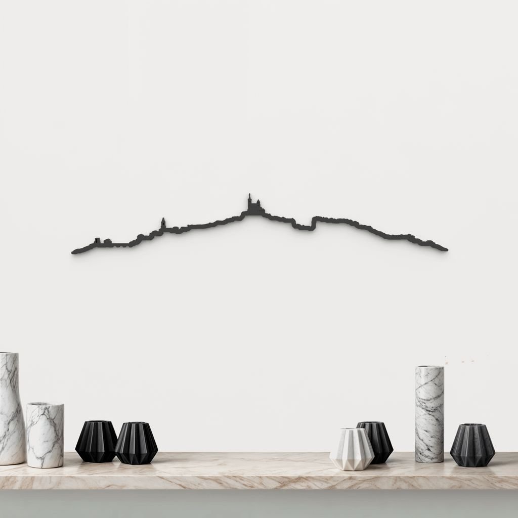 Skyline Marsella de madera negra, silueta decorativa de pared.