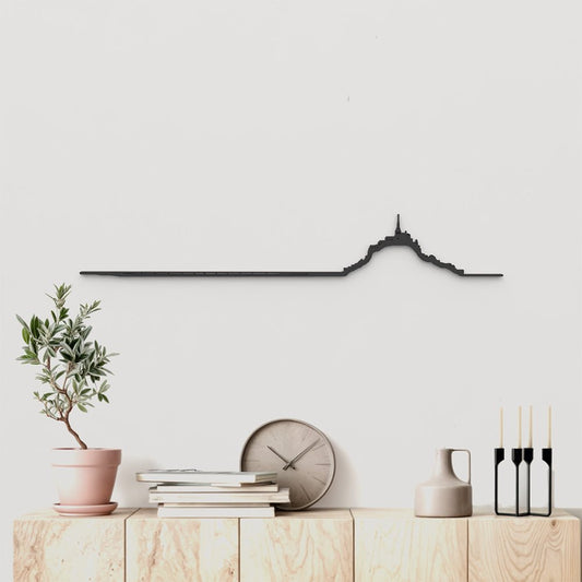 Skyline Mont Saint-Michel de madera negra, silueta decorativa de pared.