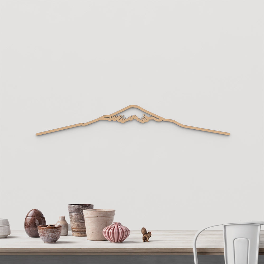 Skyline Monte Fuji de madera marrón para decoración de pared.