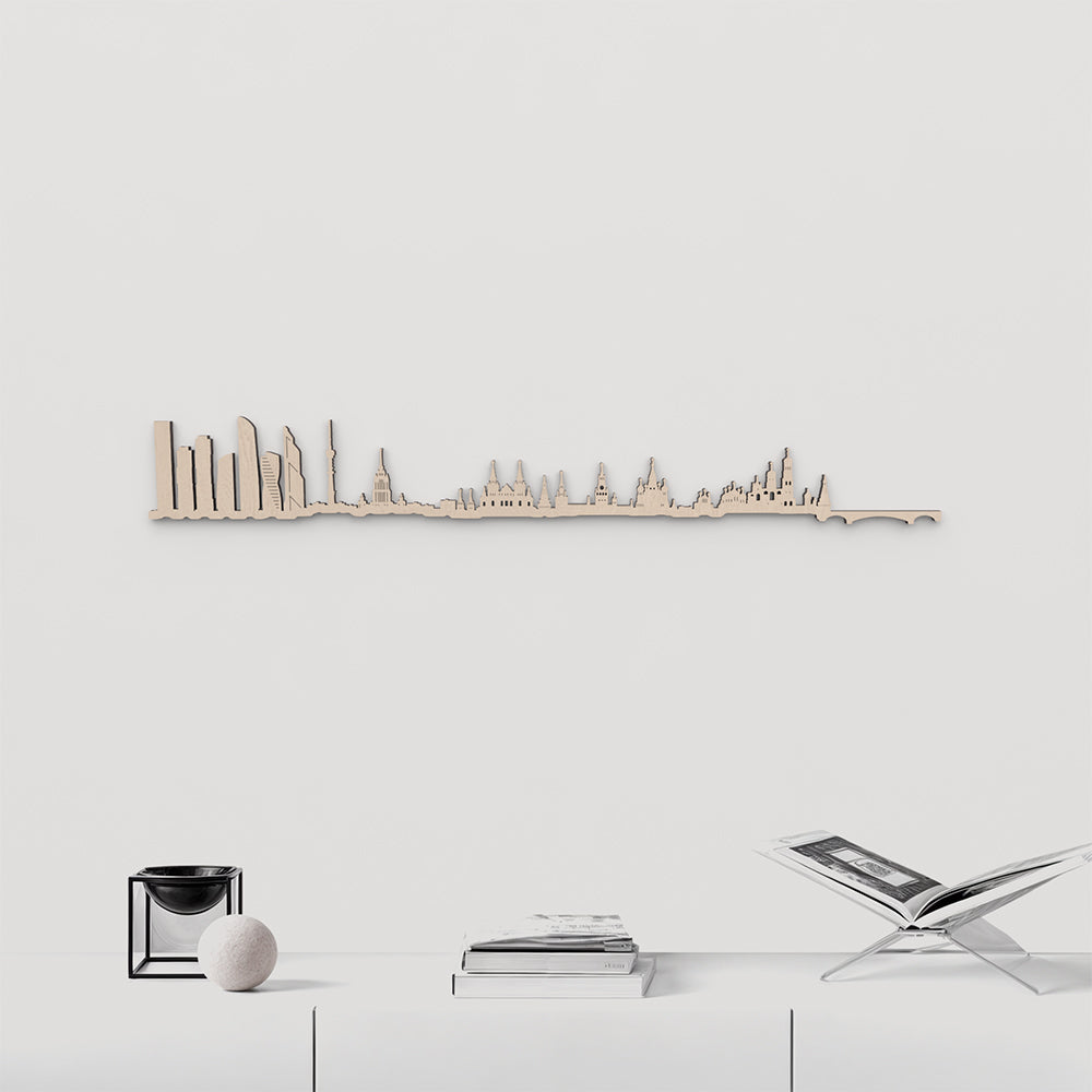 Skyline Moscú en madera natural para decoración mural.
