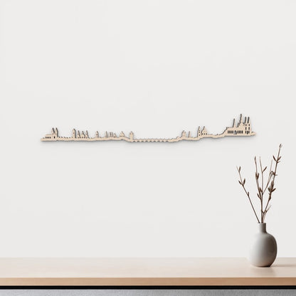 Skyline Praga en madera natural para decoración mural.