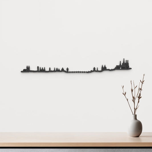 Skyline Praga de madera negra, silueta decorativa de pared.