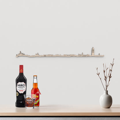 Skyline Reus en madera natural para decoración mural.
