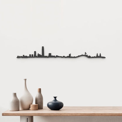 Skyline Santiago de Chile de madera negra, silueta decorativa de pared.