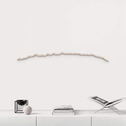 Perfil de Sierra Nevada en madera de abedul natural para decoración mural.