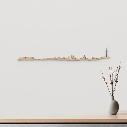 Skyline Stuttgart de madera marrón para decoración de pared.