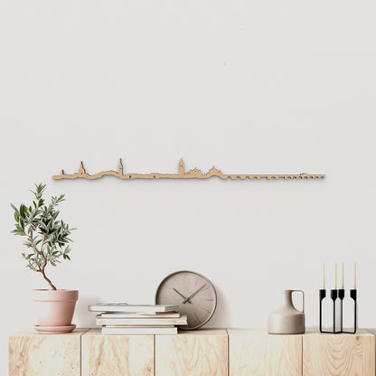 Skyline Talavera de la Reina de madera marrón para decoración de pared.